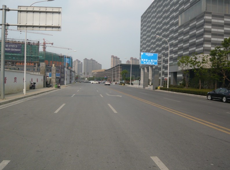 惠勤路工程通过竣工验收 